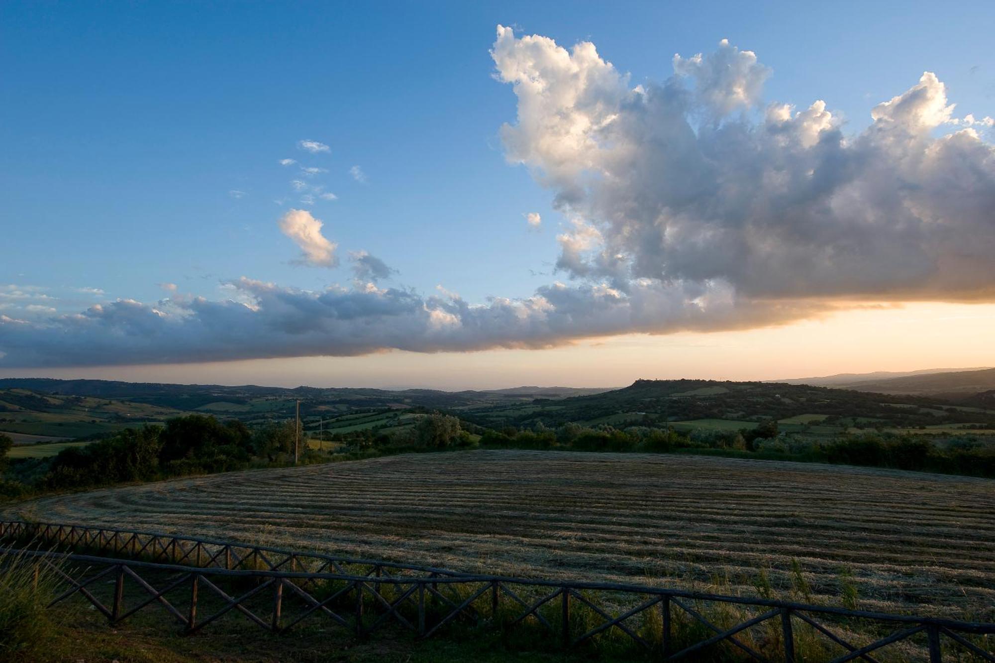 Saturnia Tuscany Country House Exterior photo